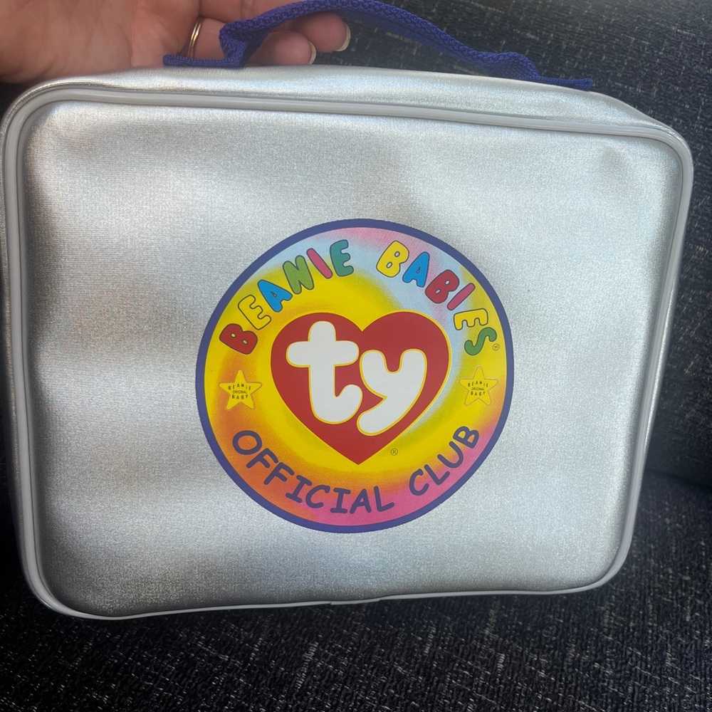Ty beanie baby collector kit. Never opened - Picture 9 of 9